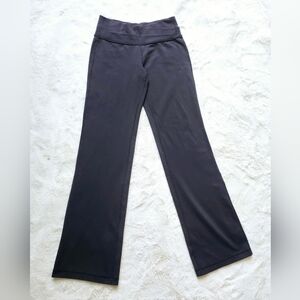 Lululemon Old-school astro straight leg pants. Size 6